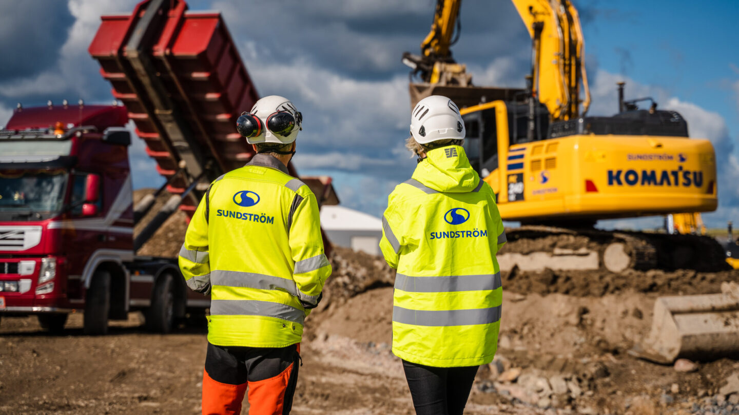 dsc03835-scaled_newlogo